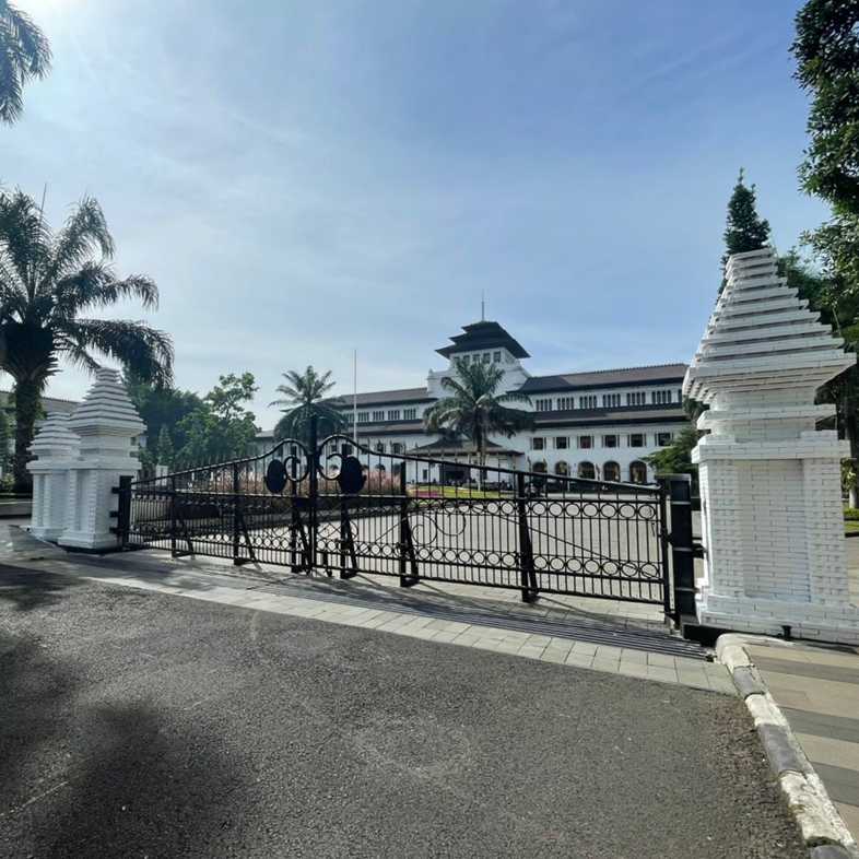 IMGDonec metus orci, malesuada et lectus vitae